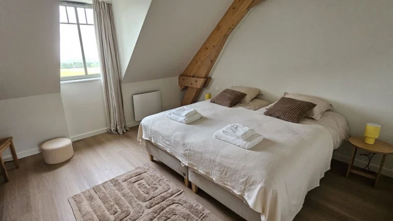 gite-hebergement-location-cassel-12personnes-chambre6