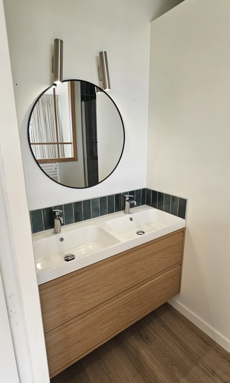 gite-hebergement-location-cassel-12personnes-salle-de-bain-1-02