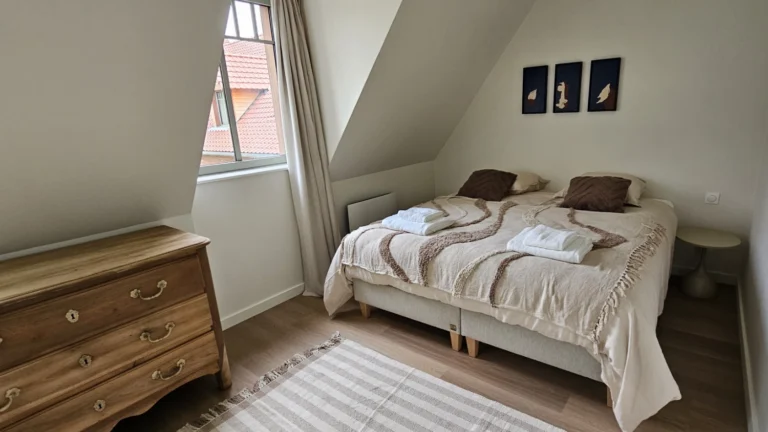gite-location-8personnes-cassel-chambre