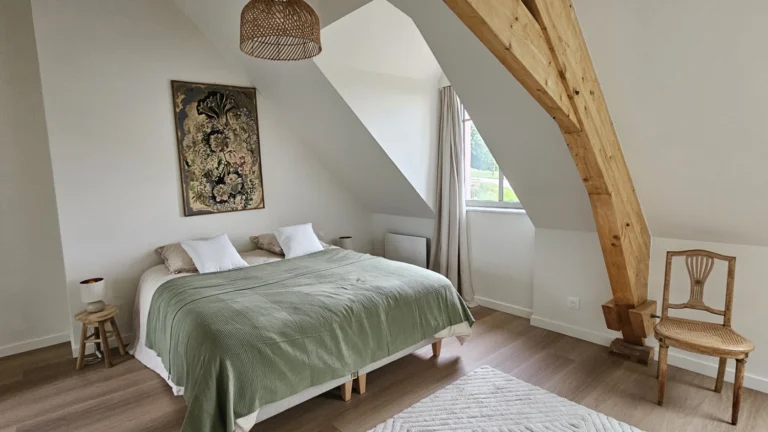 location-gite-cassel-6personnes-chambre2-01